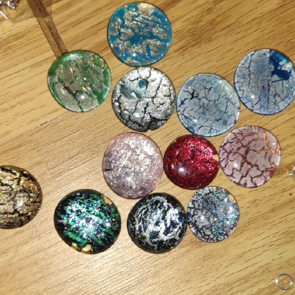 Elegant Multicolor Pendant Necklace